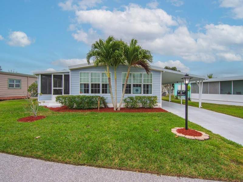 2 bedroom Manufactured Home at 395 NE Jade Circle, Pinelake Village, Jensen Beach — photo 3