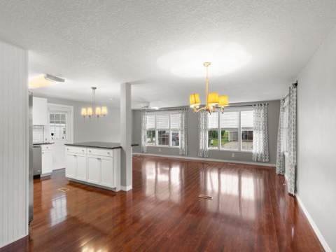 395 NE Jade Circle, Jensen Beach FL - photo 12 of 27