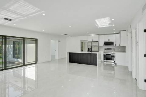 3234 Taft Street, Hollywood FL - photo 12 of 72