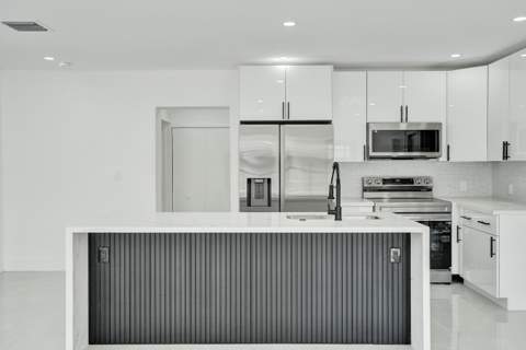 3234 Taft Street, Hollywood FL - photo 13 of 72
