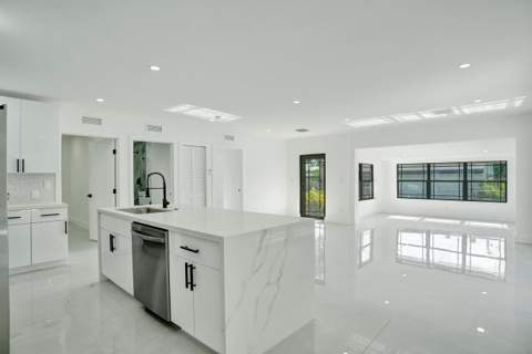 3234 Taft Street, Hollywood FL - photo 16 of 72