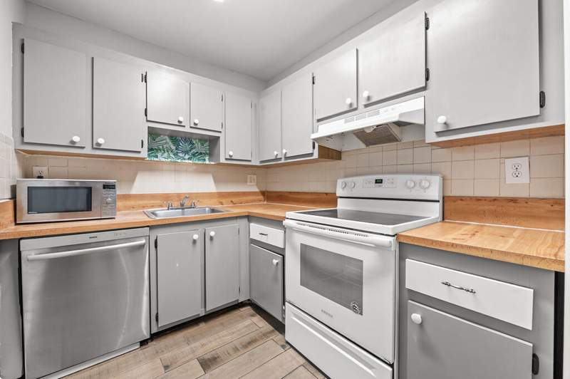 2 bedroom Condominium at 3720 N Pine Island Road #330, Sunrise Springs Condo III, Sunrise — photo 3