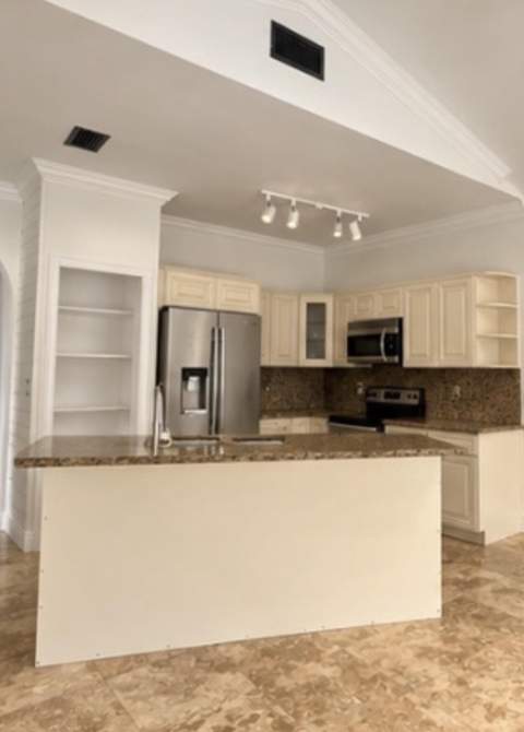 2465 Kimmie Drive, Cooper City FL - photo 16 of 41