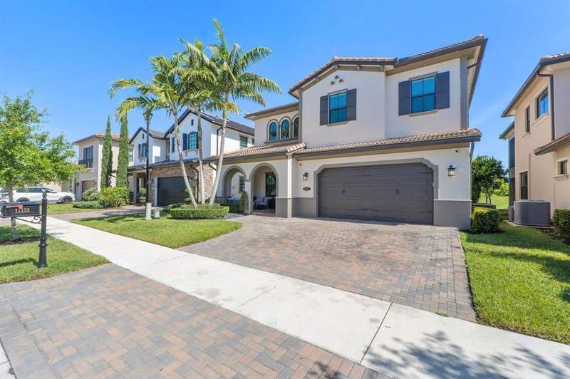 5 bedroom Single Family Residence at 11133 Meridian Drive, Watercrest-42 Acres, Parkland — photo 4
