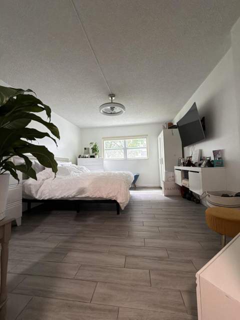 320 NE 12th Avenue #105, Hallandale Beach FL - photo 16 of 46