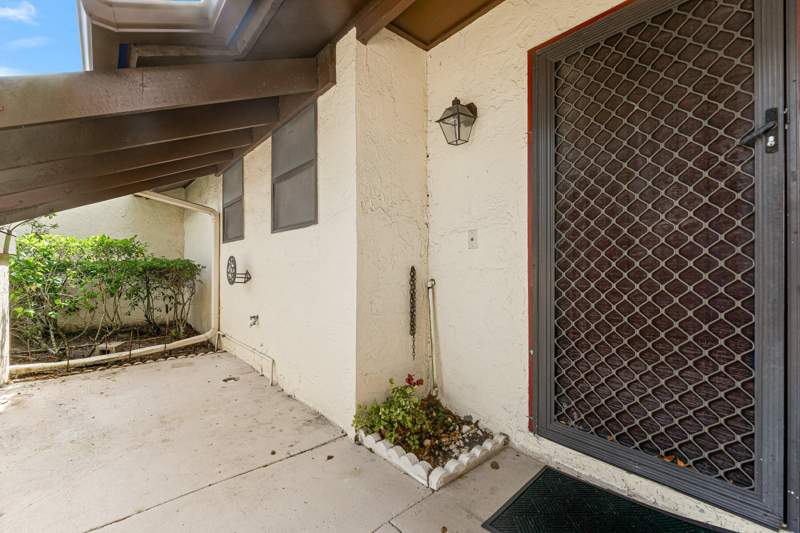 2 bedroom Villa at 83 Wood Rose Court, Strathmore Gate I Unit One, Royal Palm Beach — photo 5