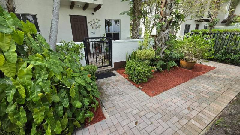4 bedroom Townhouse at 4726 Monarch Way, Paloma Lakes Plat, Coconut Creek — photo 3