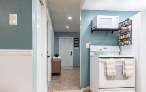 1140 NW 49th Street, Deerfield Beach FL - photo 24 of 45