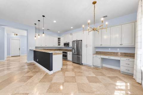 115 Via Poinciana Lane, Boca Raton FL - photo 11 of 39