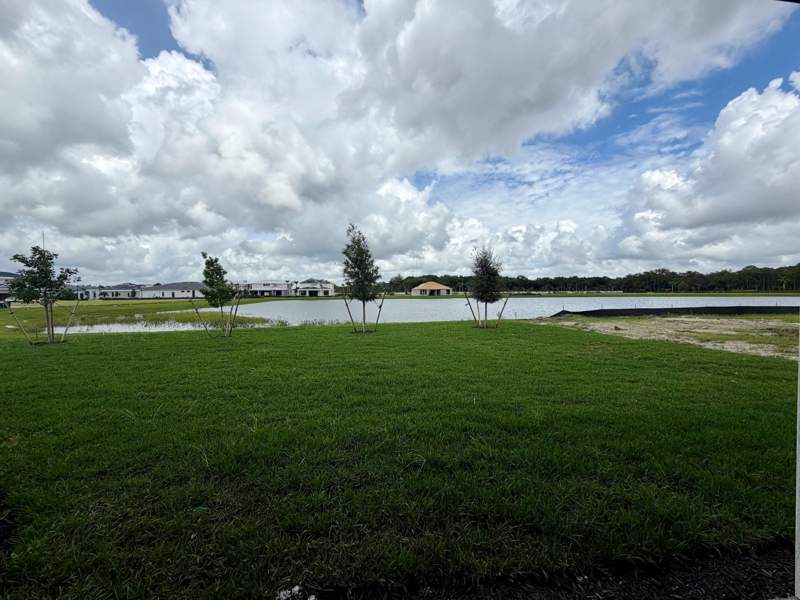 4 bedroom Single Family Residence at 10175 Amara Ranch Drive #19 Oakley, Amara, Lake Worth — photo 5