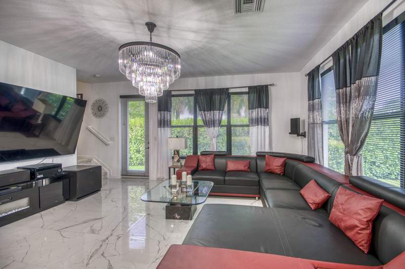 3 bedroom Townhouse at 8635 Antarus Drive, Saddle Wood, Lake Worth — photo 3