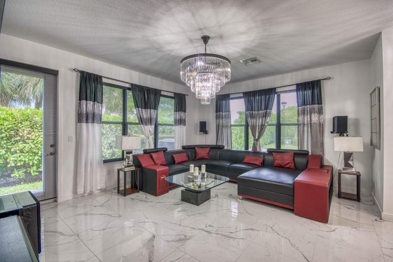 3 bedroom Townhouse at 8635 Antarus Drive, Saddle Wood, Lake Worth — photo 4