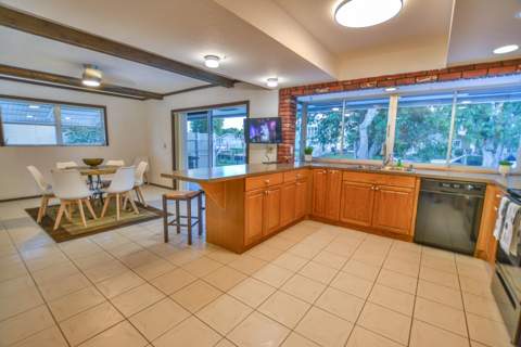 1210 SW 26th Avenue, Boynton Beach FL - photo 17 of 27