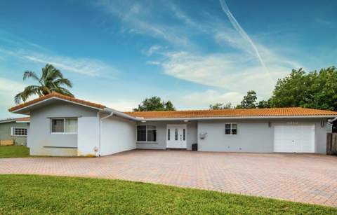 4318 Taylor Street, Hollywood FL - photo 17 of 50