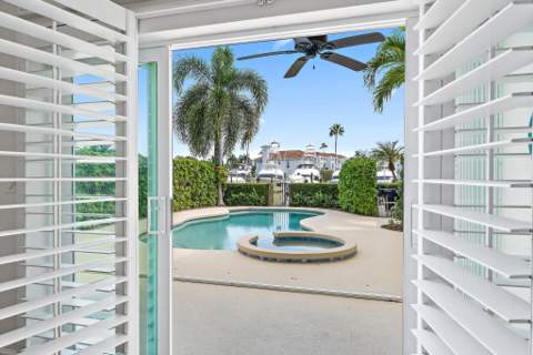 1412 Harbour Point Drive, North Palm Beach FL - photo 22 of 46