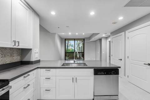 801 S Olive Avenue #Unit 820, West Palm Beach FL - photo 6 of 55