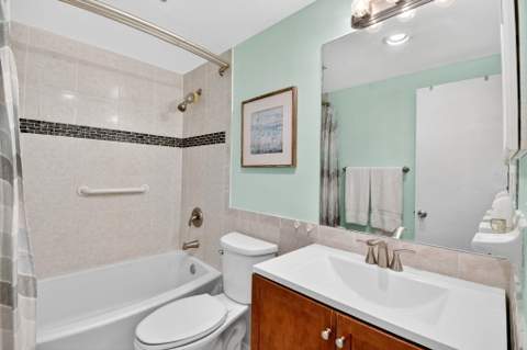 5203 NE 24th Terrace #B105, Fort Lauderdale FL - photo 15 of 23