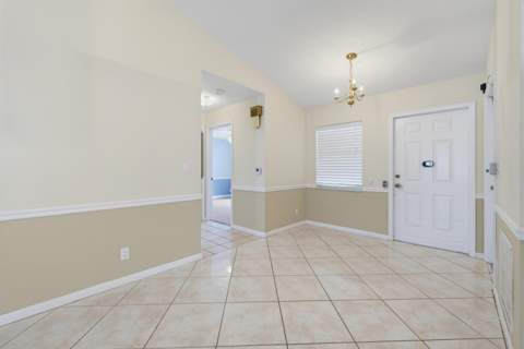 5253 Crystal Anne Drive, West Palm Beach FL - photo 9 of 70