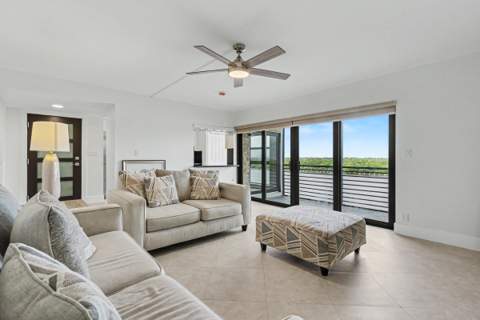 3200 N Ocean Drive #402, Hollywood FL - photo 6 of 57