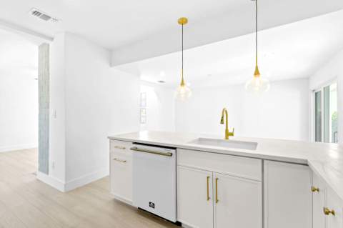 1201 N Ocean Breeze, Lake Worth Beach FL - photo 14 of 47