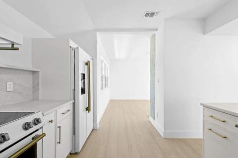 1201 N Ocean Breeze, Lake Worth Beach FL - photo 13 of 47
