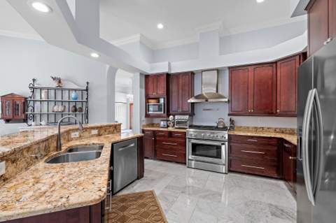 8954 SE Water Oak Place, Jupiter FL - photo 9 of 31