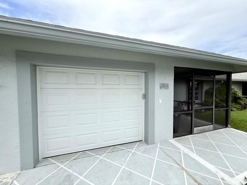 2 bedroom Townhouse at 5253 Crystal Anne Drive, Cypress Lakes 9, West Palm Beach — photo 2