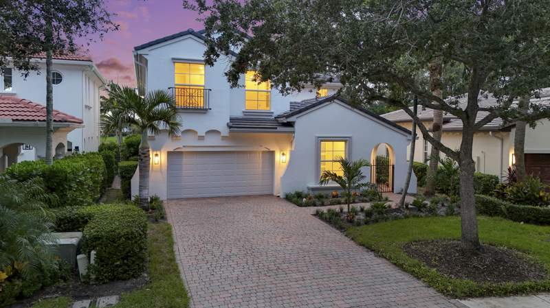 4 bedroom Single Family Residence at 754 Bocce Court, Evergrene, Palm Beach Gardens — photo 2