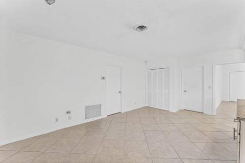 1368 SW 13th Street, Boca Raton FL - photo 14 of 27