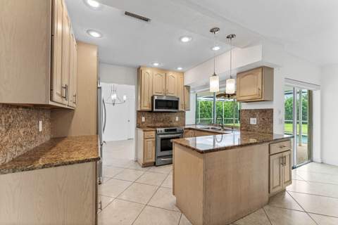 1368 SW 13th Street, Boca Raton FL - photo 8 of 27