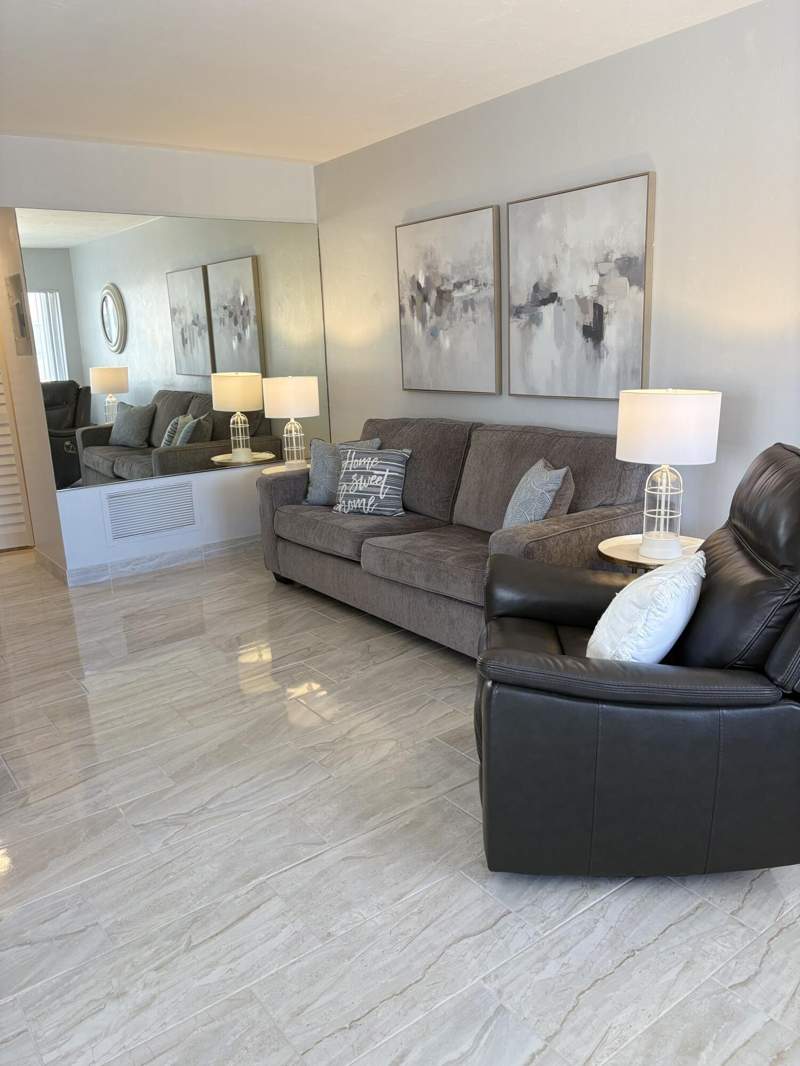 1 bedroom Condominium at 3280 Lake Osborne Drive #206, Murry Hills Apt Bldg Condo, Lake Worth Beach — photo 3