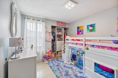 281 SW 95th Terrace, Pembroke Pines FL - photo 16 of 36