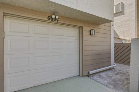 6024 Glendale Drive, Boca Raton FL - photo 6 of 38