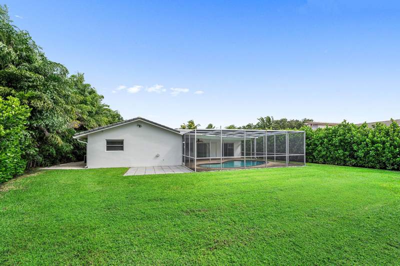 3 bedroom Single Family Residence at 1368 SW 13th Street, Boca Raton Square Unit 14, Boca Raton — photo 4