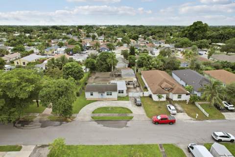 1008 Francis Street, West Palm Beach FL - photo 12 of 67