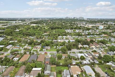1008 Francis Street, West Palm Beach FL - photo 15 of 67