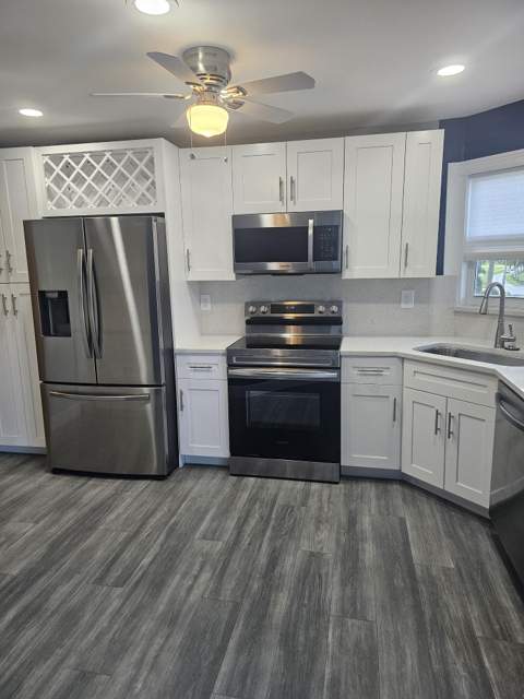 3590 Via Poinciana #311, Lake Worth FL - photo 17 of 61