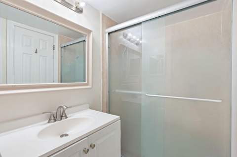 10417 NW 11th Street #104, Pembroke Pines FL - photo 22 of 29