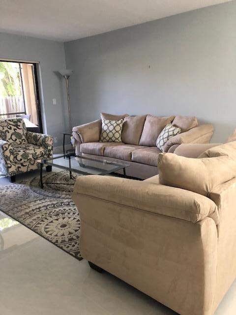 10204 Mangrove Drive #104, Boynton Beach FL - photo 6 of 20