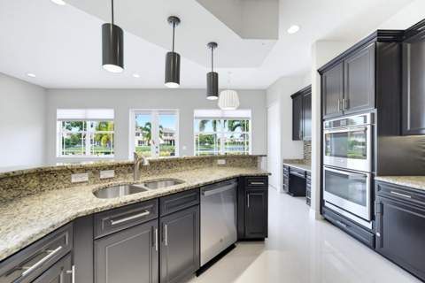 8561 Lakeside Bend, Parkland FL - photo 16 of 90