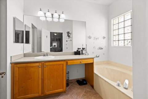 122 Seminole Lakes Drive, Royal Palm Beach FL - photo 8 of 16