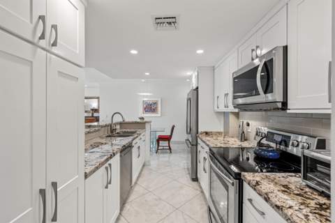 350 S Ocean Boulevard #204, Palm Beach FL - photo 8 of 20