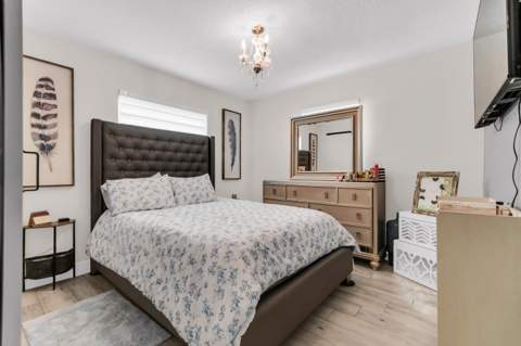 7360 Arthur Street, Hollywood FL - photo 11 of 17