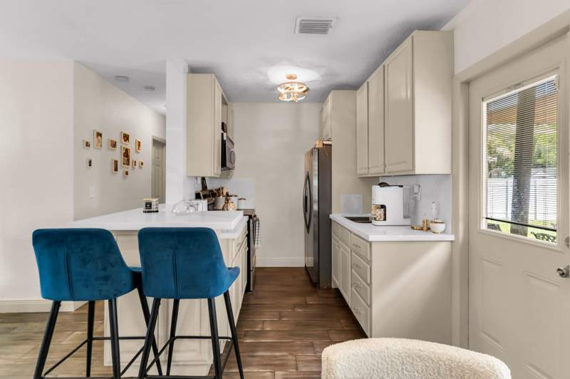 3 bedroom Single Family Residence at 7360 Arthur Street, Boulevard Estates, Hollywood — photo 4