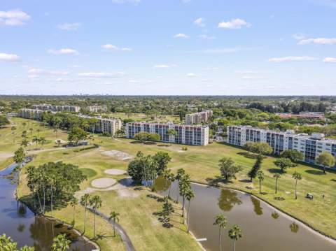 3871 Via Poinciana #104, Lake Worth FL - photo 20 of 28