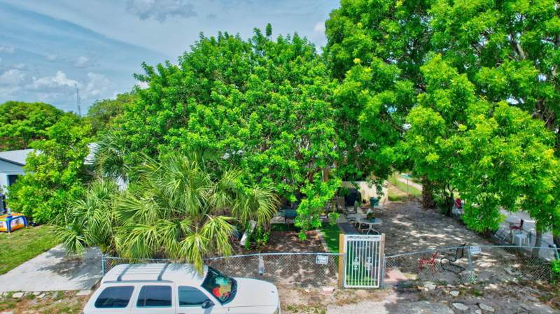 2 bedroom Single Family Residence at 134 SW 10th Avenue, Atlantic Gardens Delray, Delray Beach — photo 2