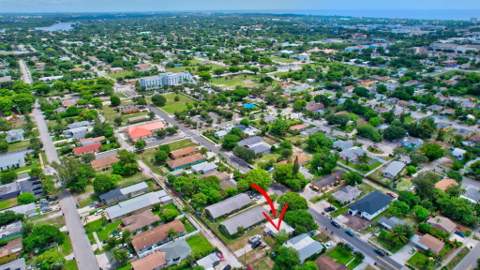 134 SW 10th Avenue, Delray Beach FL - photo 8 of 14