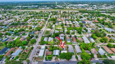 134 SW 10th Avenue, Delray Beach FL - photo 11 of 14