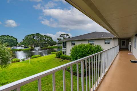 3 Lake Vista Trail #203, Port St. Lucie FL - photo 8 of 66