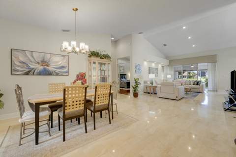 7136 Ashford Lane, Boynton Beach FL - photo 11 of 52